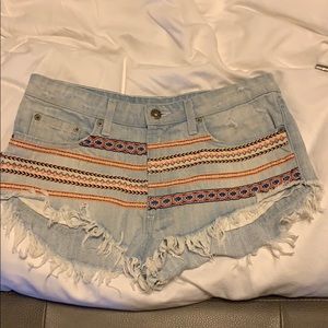 LF camar denim shorts size 27